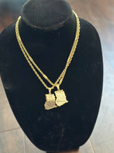 Load image into Gallery viewer, Africa pendant