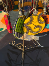 Load image into Gallery viewer, Earrings