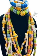Load image into Gallery viewer, Ghanaian Native beaded necklace