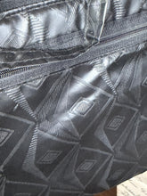 Load image into Gallery viewer, Zambian side bag/pack