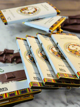 Load image into Gallery viewer, Afra Choco