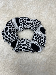 Scrunchy/ruffled hair tie