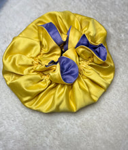 Load image into Gallery viewer, Reversible Satin Bonnet